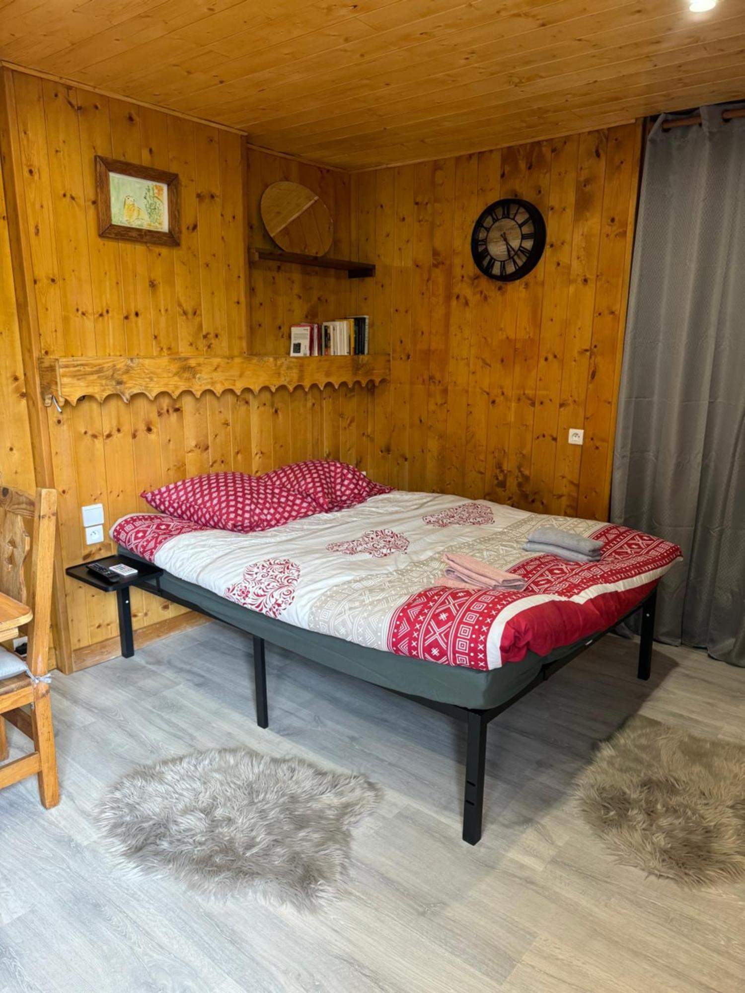 Appartement Apparemment Cosy Style Savoyard à Bourg-Saint-Maurice Extérieur photo